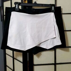 Jessica Simpson Color Block Envelope Skorts